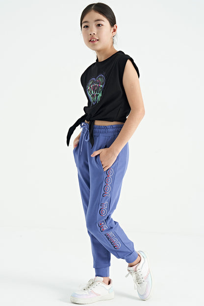 Black Heart Print Front Knot Detailed Comfortable Fit Girls' T-Shirt - 75114