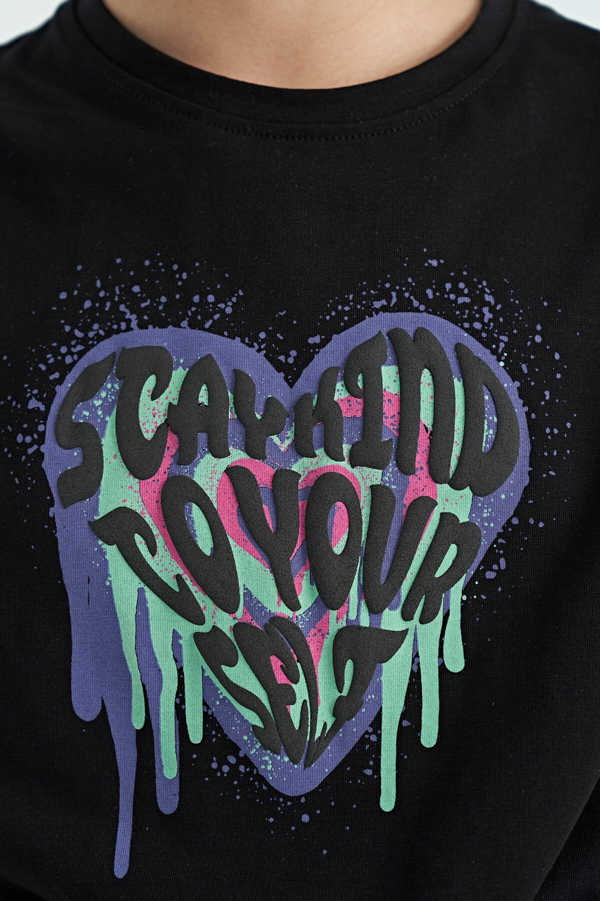 Black Heart Print Front Knot Detailed Comfortable Fit Girls' T-Shirt - 75114