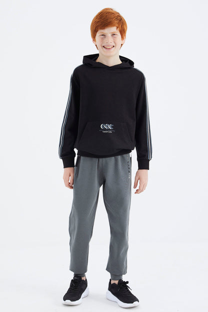 Black Kangaroo Print Boys' Sweatshirt - 11176