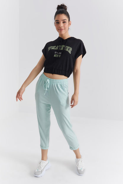Black Hooded Print Waist Elastic Crepe Fabric Women's Crop Top T-Shirt - 97230