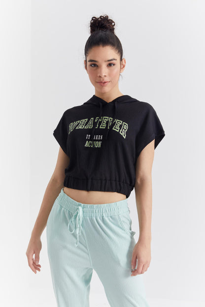 Black Hooded Print Waist Elastic Crepe Fabric Women's Crop Top T-Shirt - 97230
