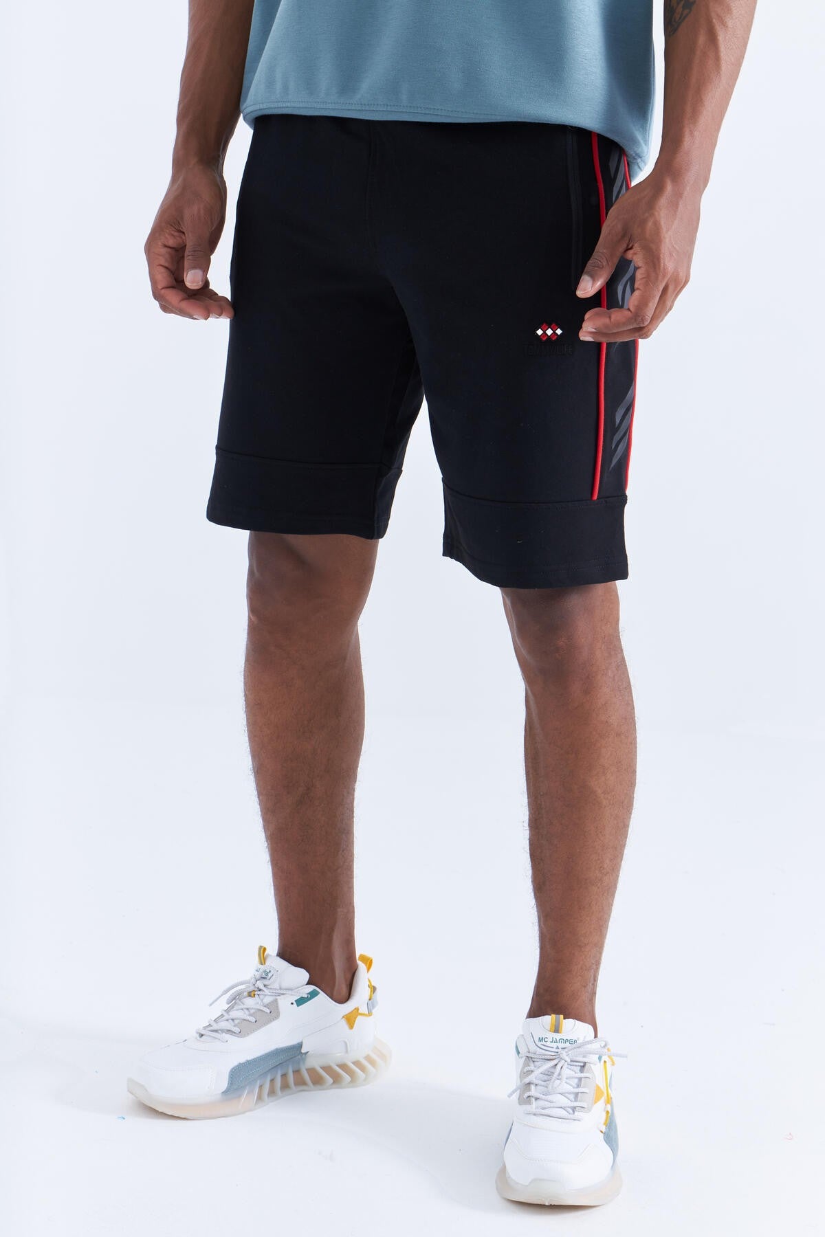 Black - Red Side Striped Standard Fit Men's Shorts - 81148