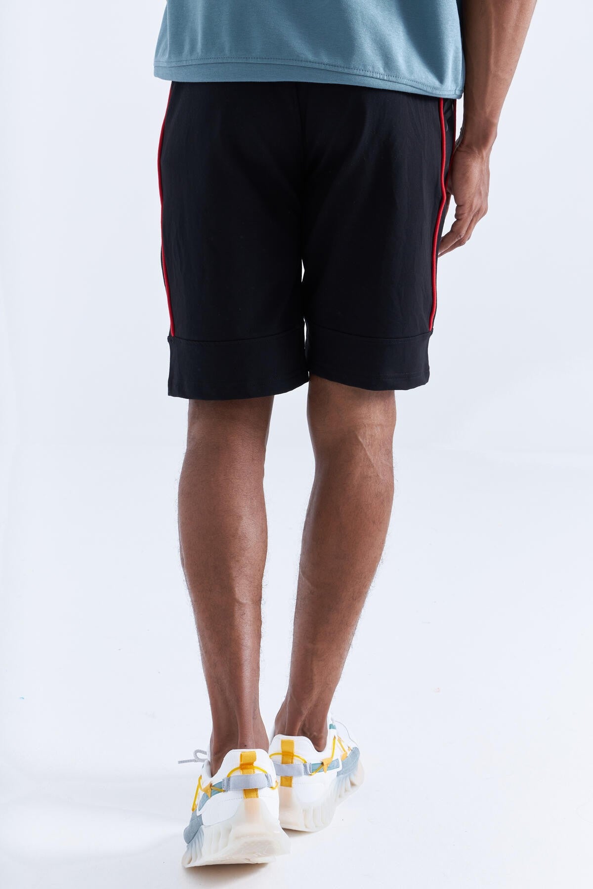 Black - Red Side Striped Standard Fit Men's Shorts - 81148