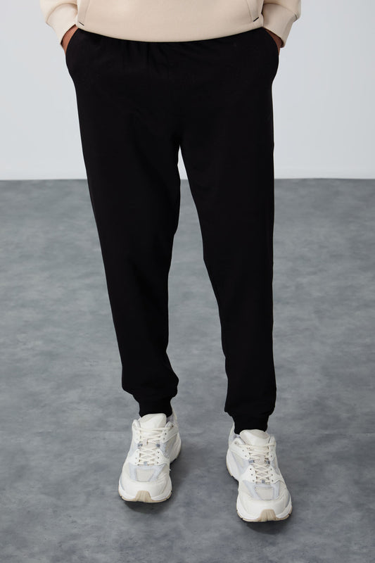 Black Classic Pocket Standard Fit Cuffed Men's Tracksuit Bottom - 84652