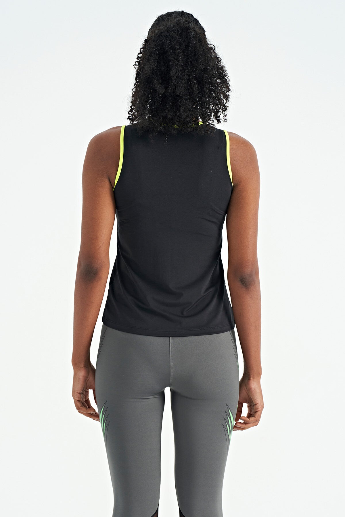 Black Logo Printed Binding Trim Standard Cut Women's Sports Singlet - 97255