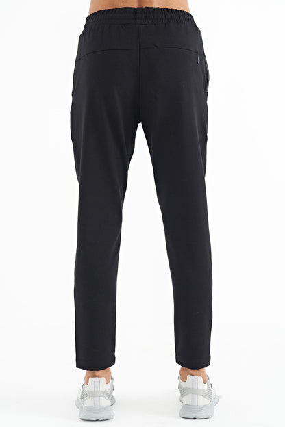 Black Logo Embroidered Detailed Side Pocket Standard Fit Men's Tracksuit Bottom - 84967