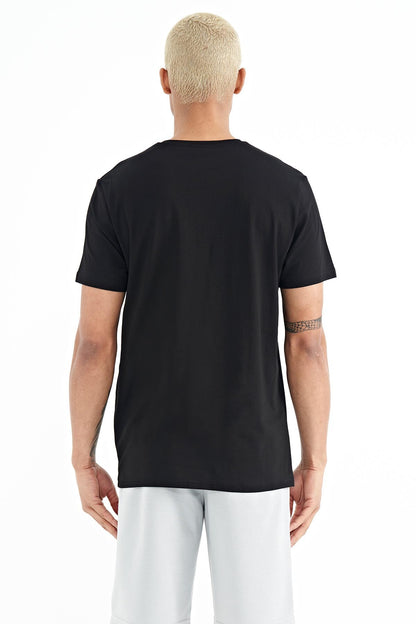 Adney Black O Collar Men's T-Shirt - 88230