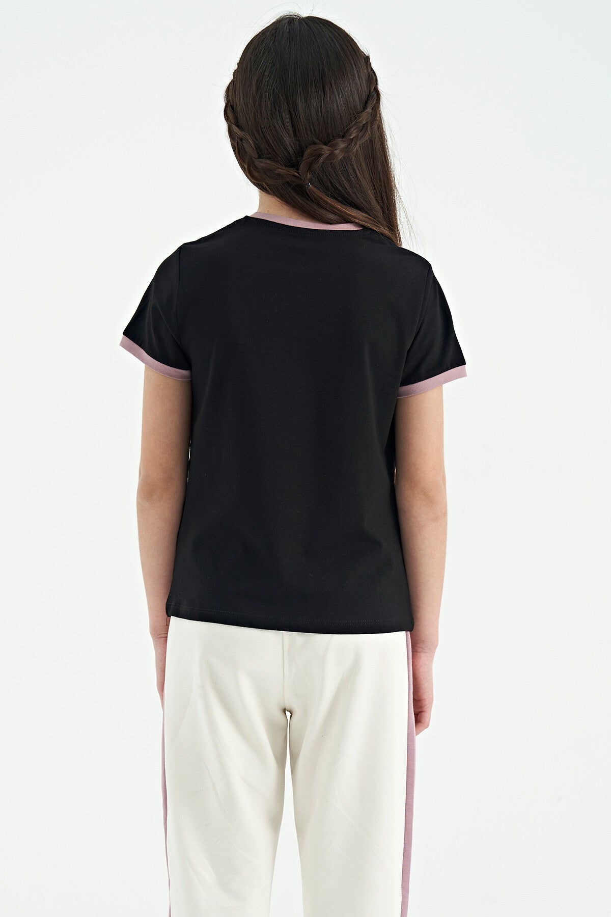 Black Minimal Print O Neck Comfort Fit Short Sleeve Girls T-Shirt - 75110