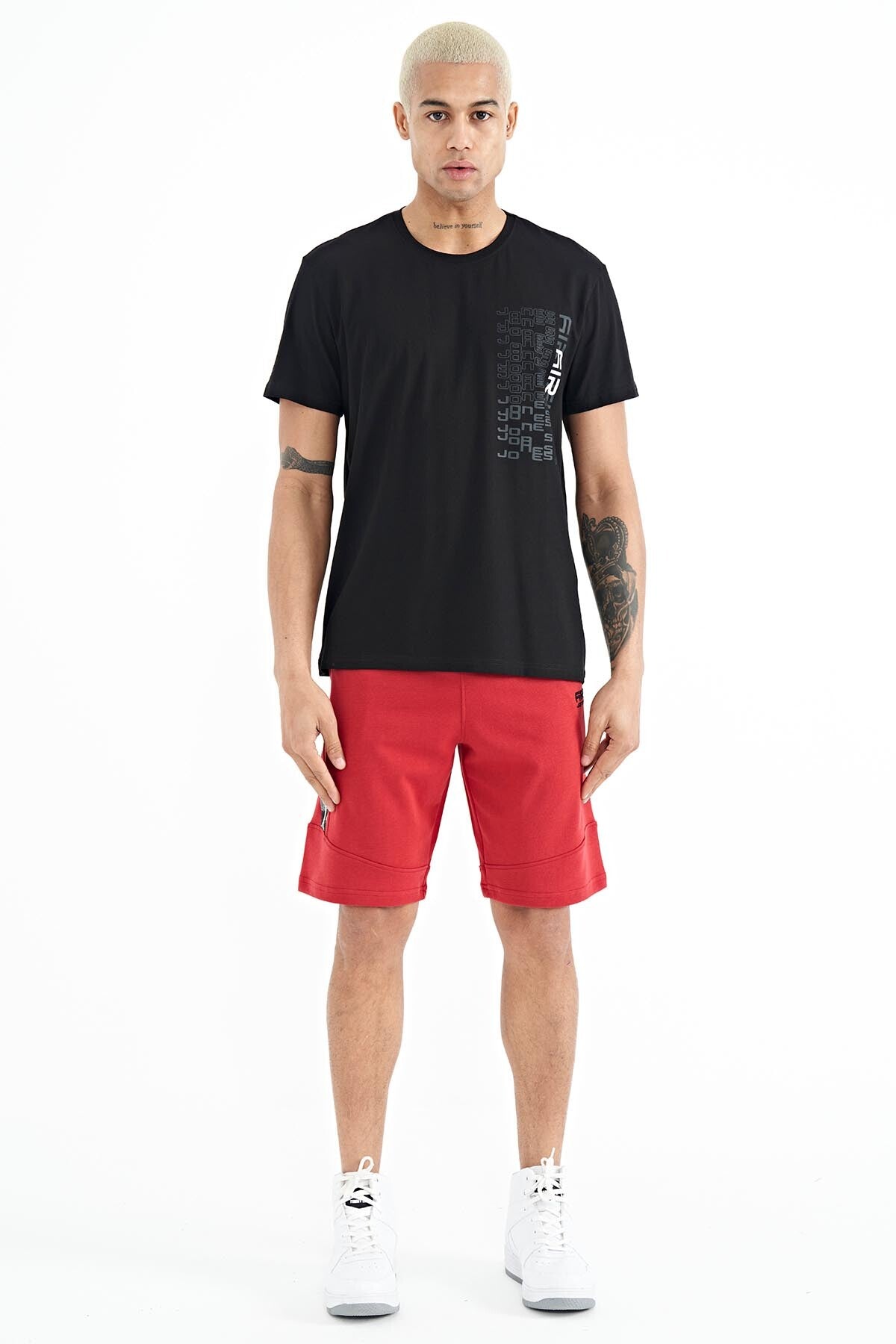Black Alan Standard Fit Men's T-Shirt - 88208