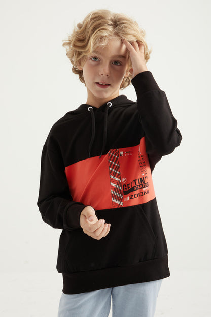 Black Embroidered Kangaroo Pocket Hooded Standard Fit Boys' Sweatshirt - 11010
