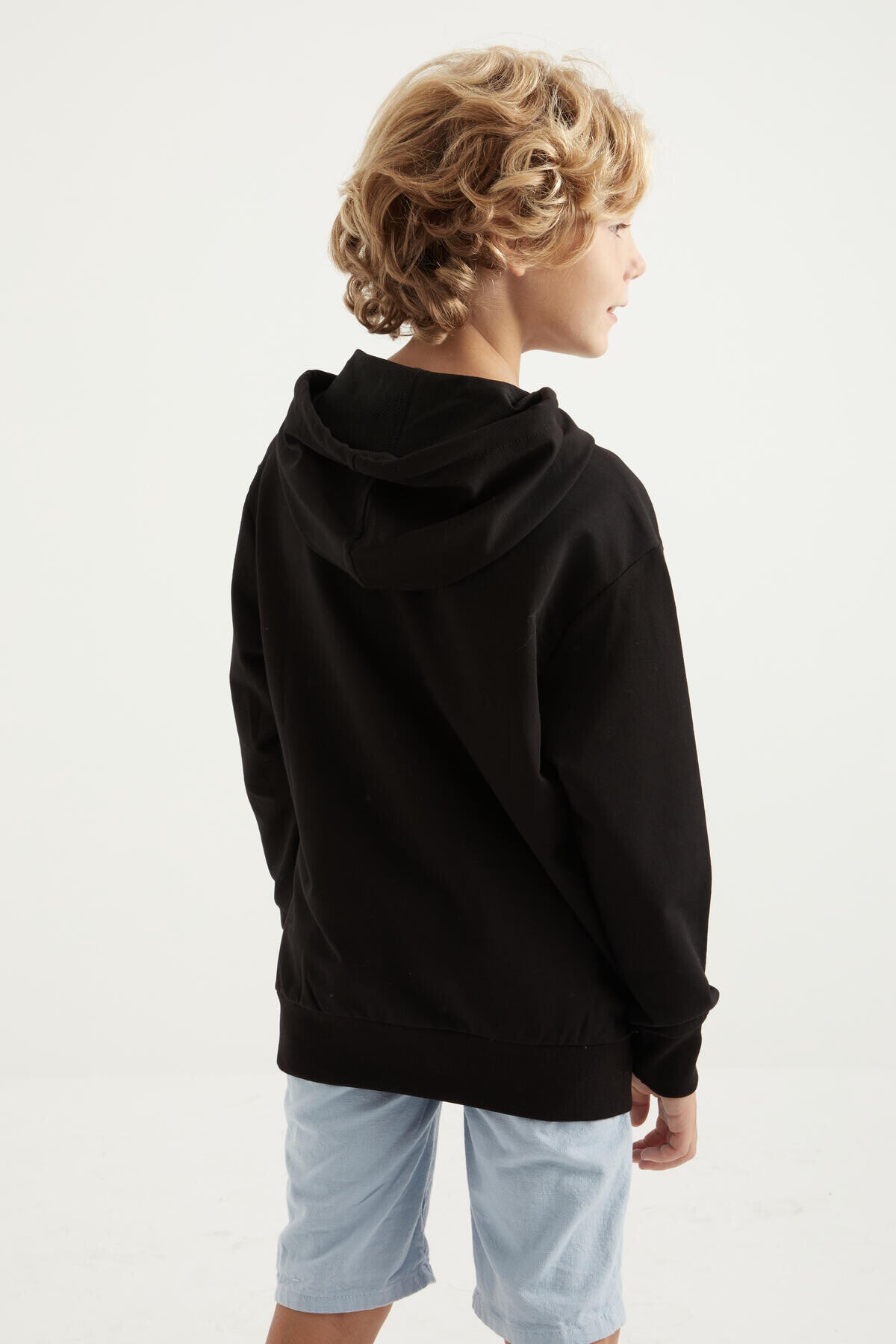 Black Embroidered Kangaroo Pocket Hooded Standard Fit Boys' Sweatshirt - 11010