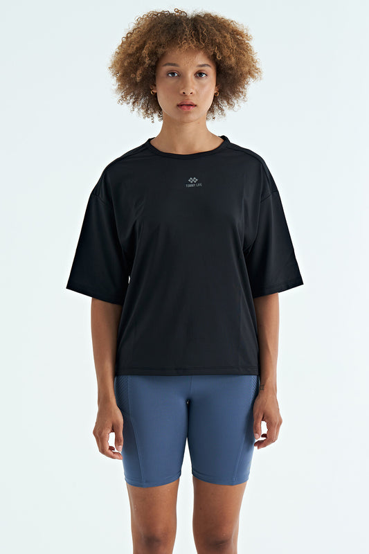 Black O Collar Print Detailed Oversize Short Sleeve Women's T-Shirt - 97263