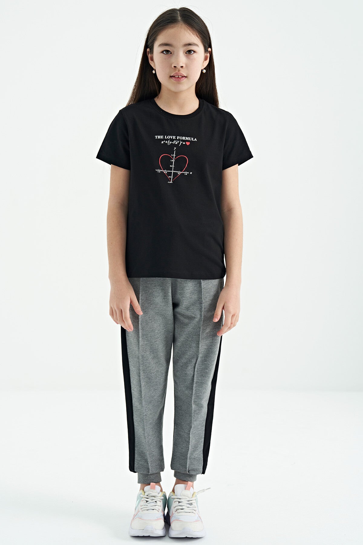 Black O Collar Print Detailed Relax Fit Girl's T-Shirt - 75129