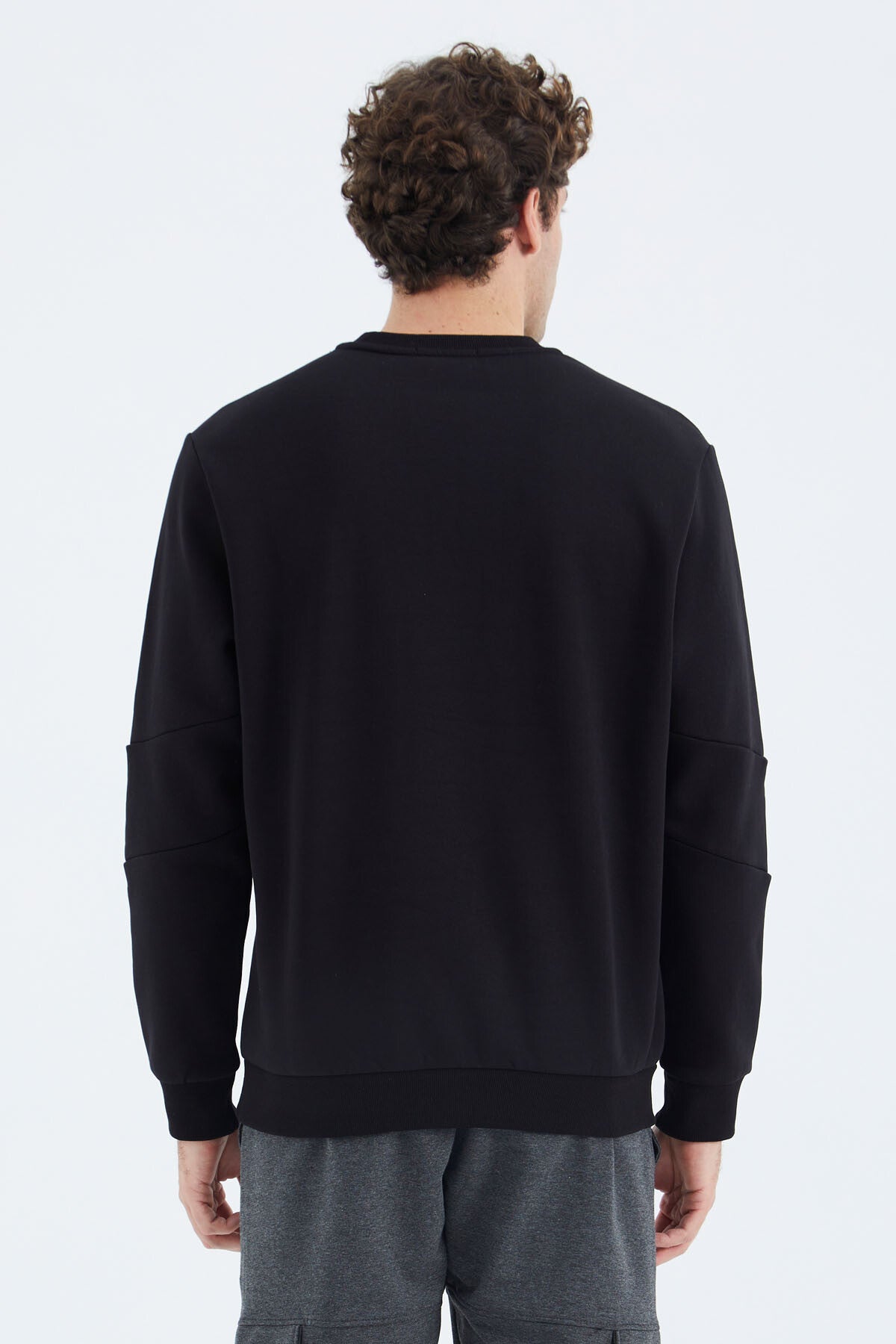 Black O Collar Neck Strip Detailed Basic Relax Fit Men's Sweatshirt - 88293