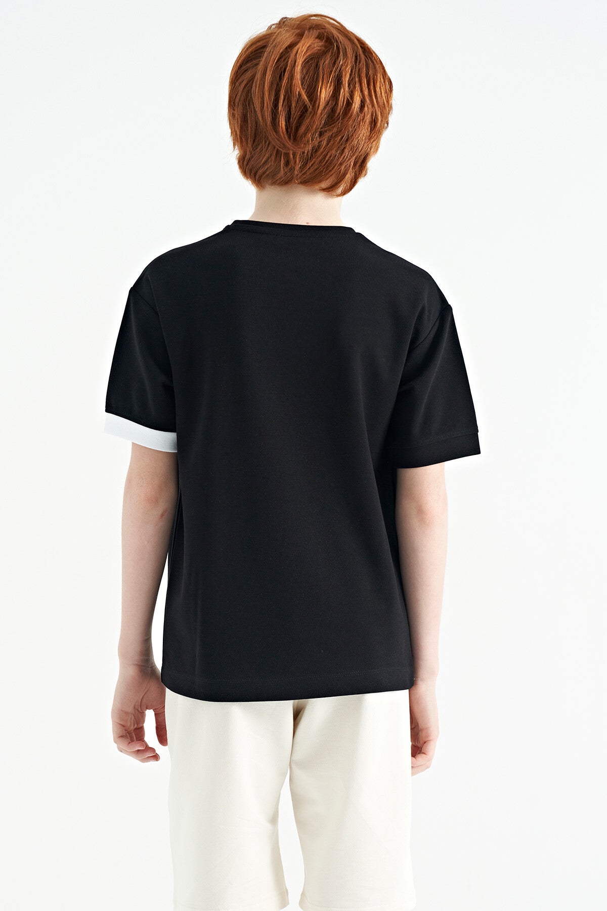 Black O Collar Oversize Pocket Detailed Boys T-Shirt - 11152