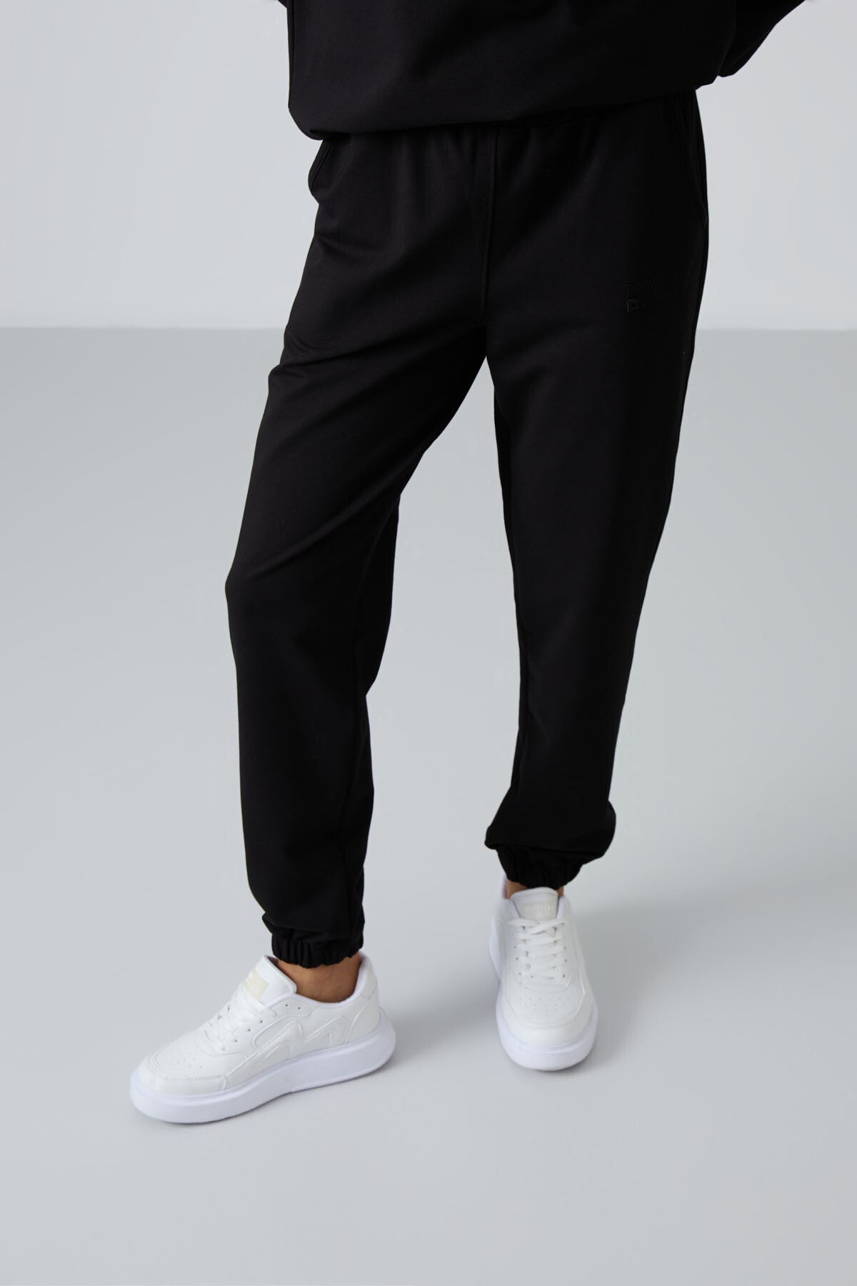 Black Basic Cotton O Neck Oversize Elastic Cuff Women's Tracksuit Set - 95287