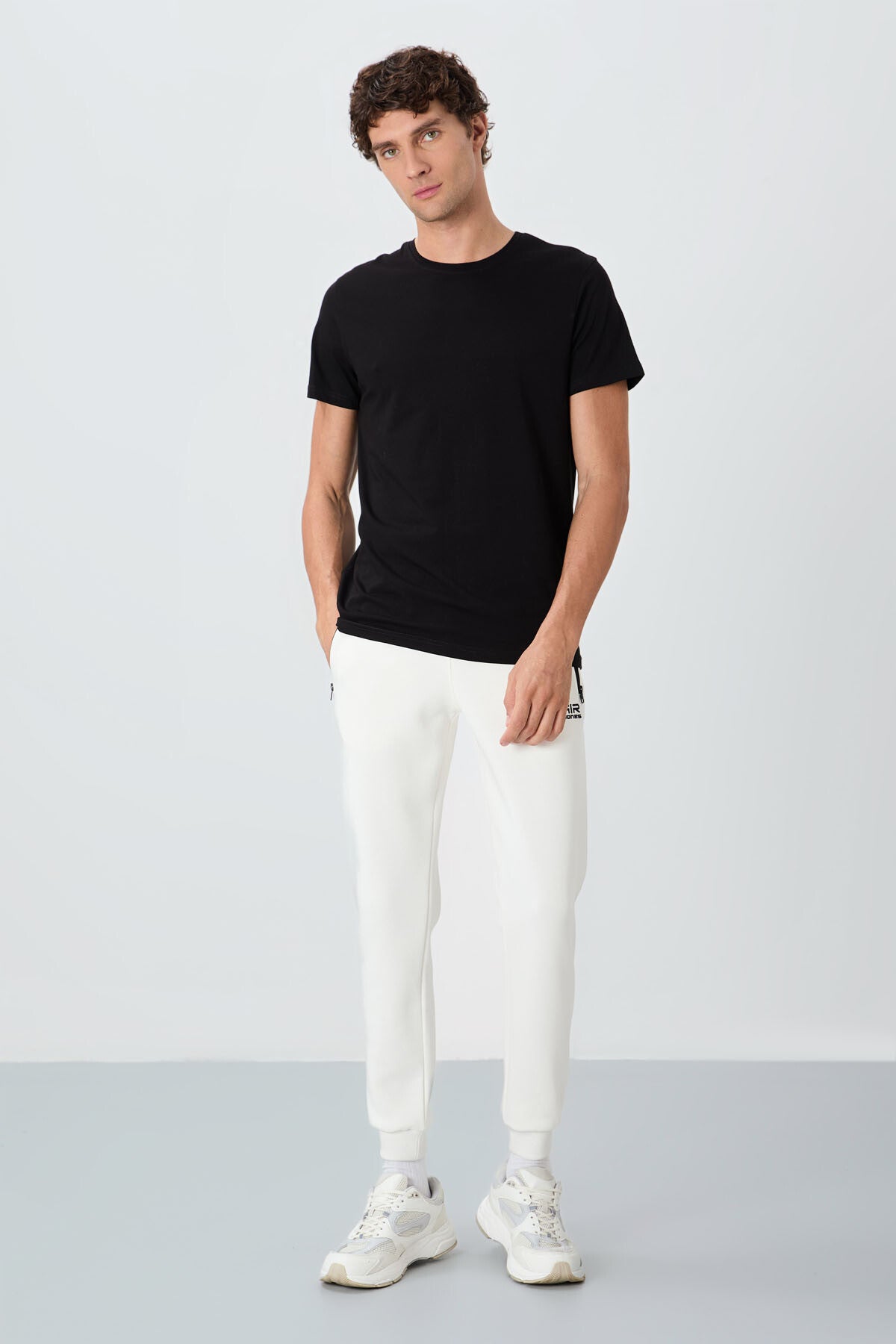 Black Basic Men's T-Shirt - 88245