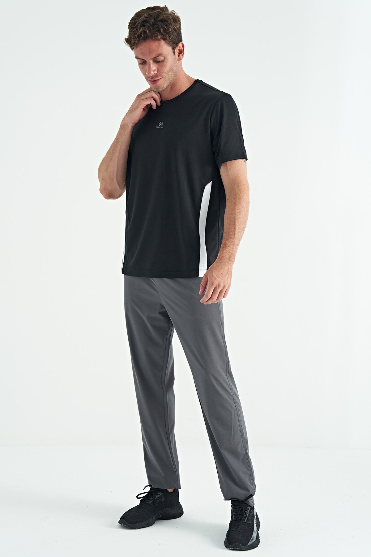 Black O-collar standard active sports men's T-shirt with a patterned collar - 88254