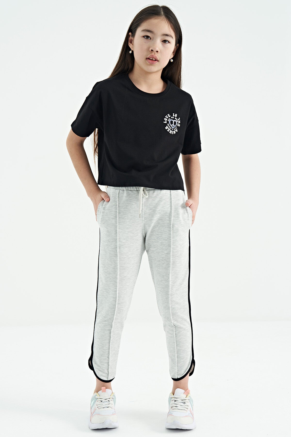 Black Front and Back Printed O Collar Low Shoulder Oversize Short Sleeve Girls T-Shirt - 75126