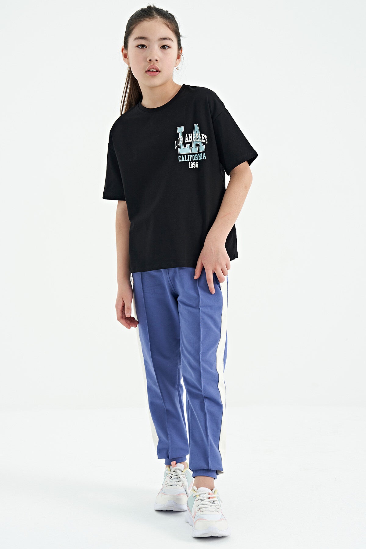 Black Front and Back Printed O Collar Oversize Short Sleeve Girls T-Shirt - 75127