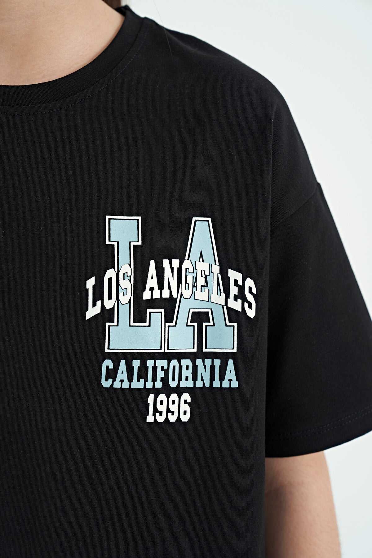 Black Front and Back Printed O Collar Oversize Short Sleeve Girls T-Shirt - 75127