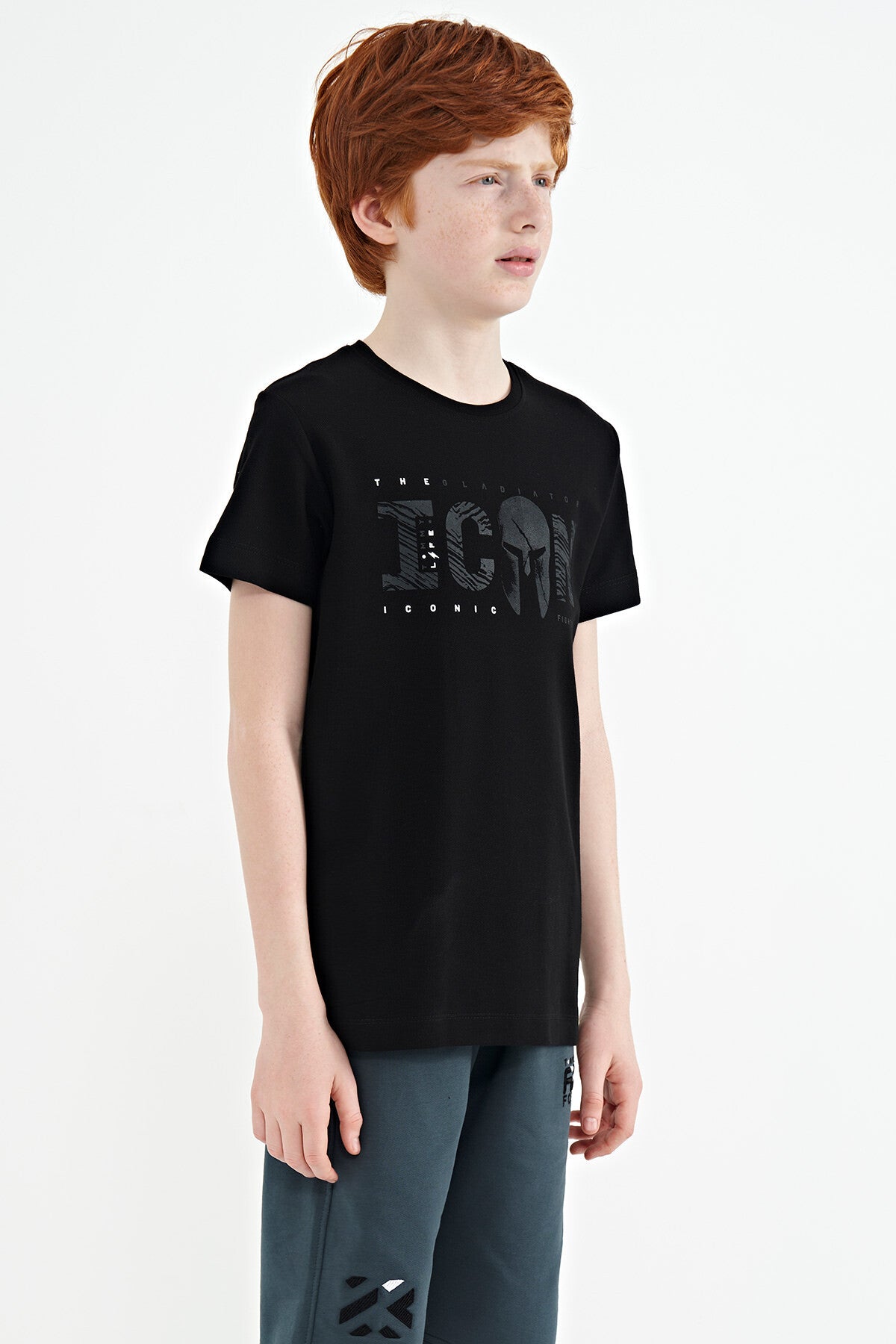 Black Front Embroidered O Collar Standard Fit Men's Kids T-Shirt - 11118