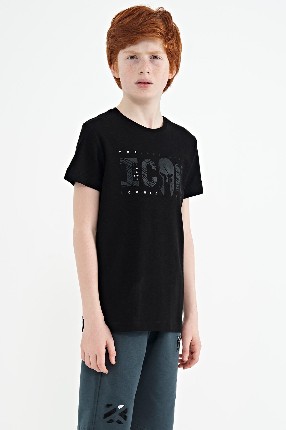 Black Front Embroidered O Collar Standard Fit Men's Kids T-Shirt - 11118