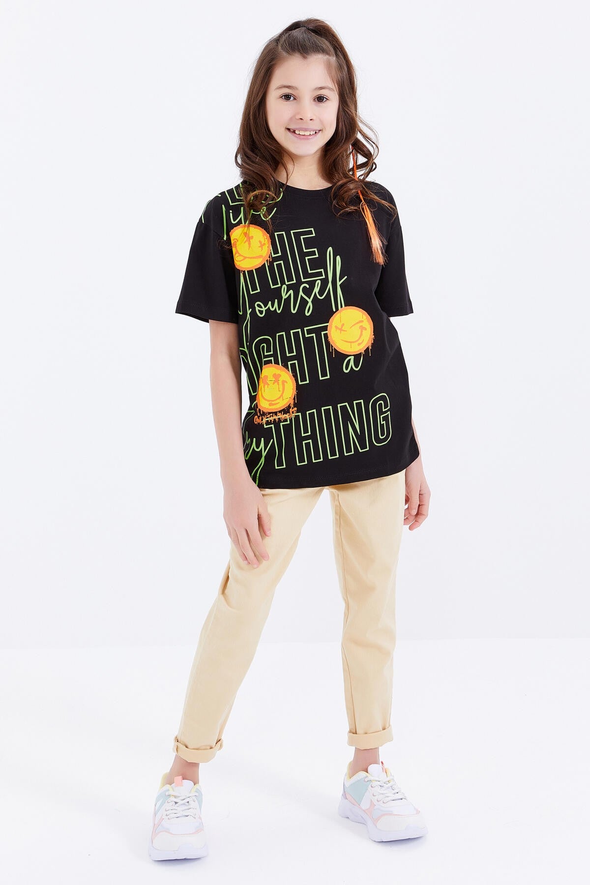 Black Oversize Emoji Print O Neck Drop Shoulder Girls' T-Shirt - 75042