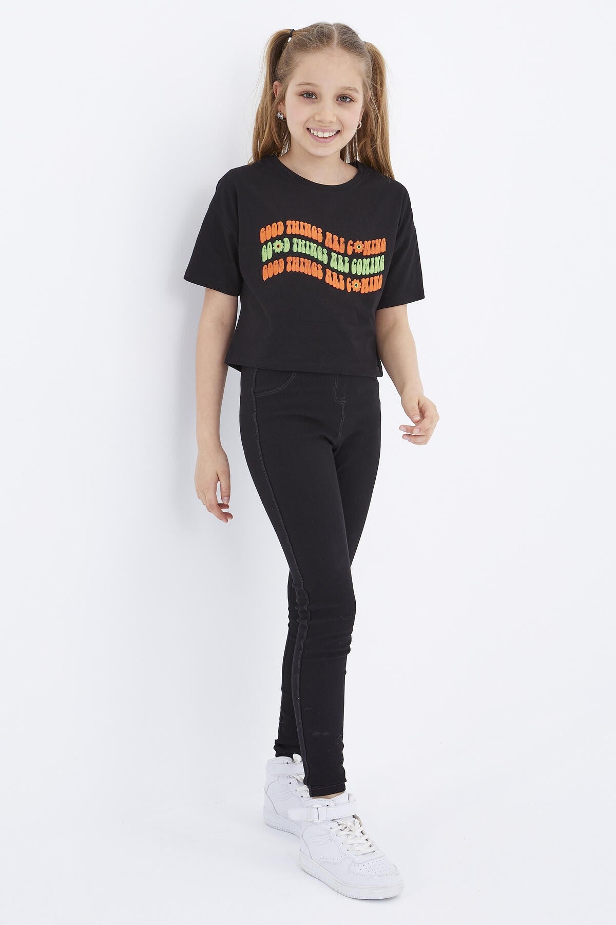 Black Oversize Colorful Print Drop Shoulder O Collar Girls Crop T-Shirt - 75038