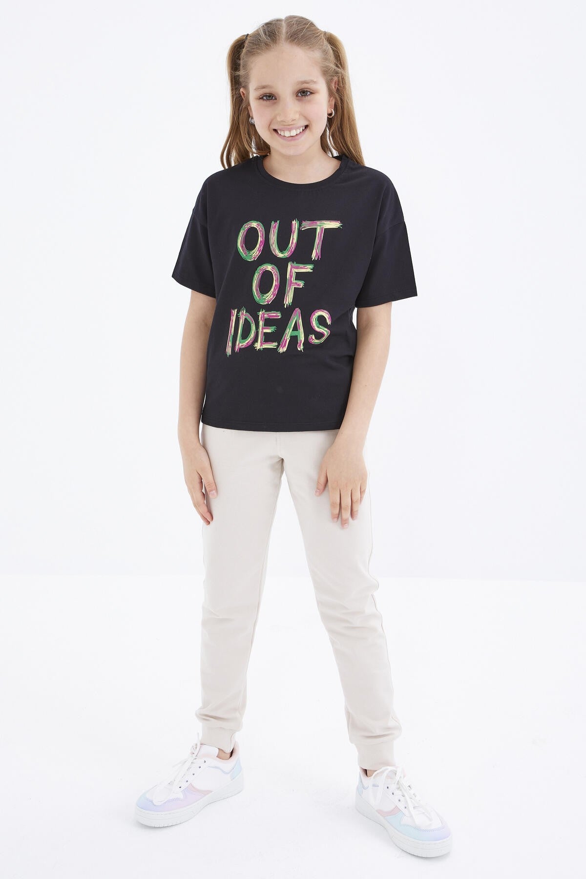 Black Oversize Print O Collar Drop Shoulder Girl's T-Shirt - 75028