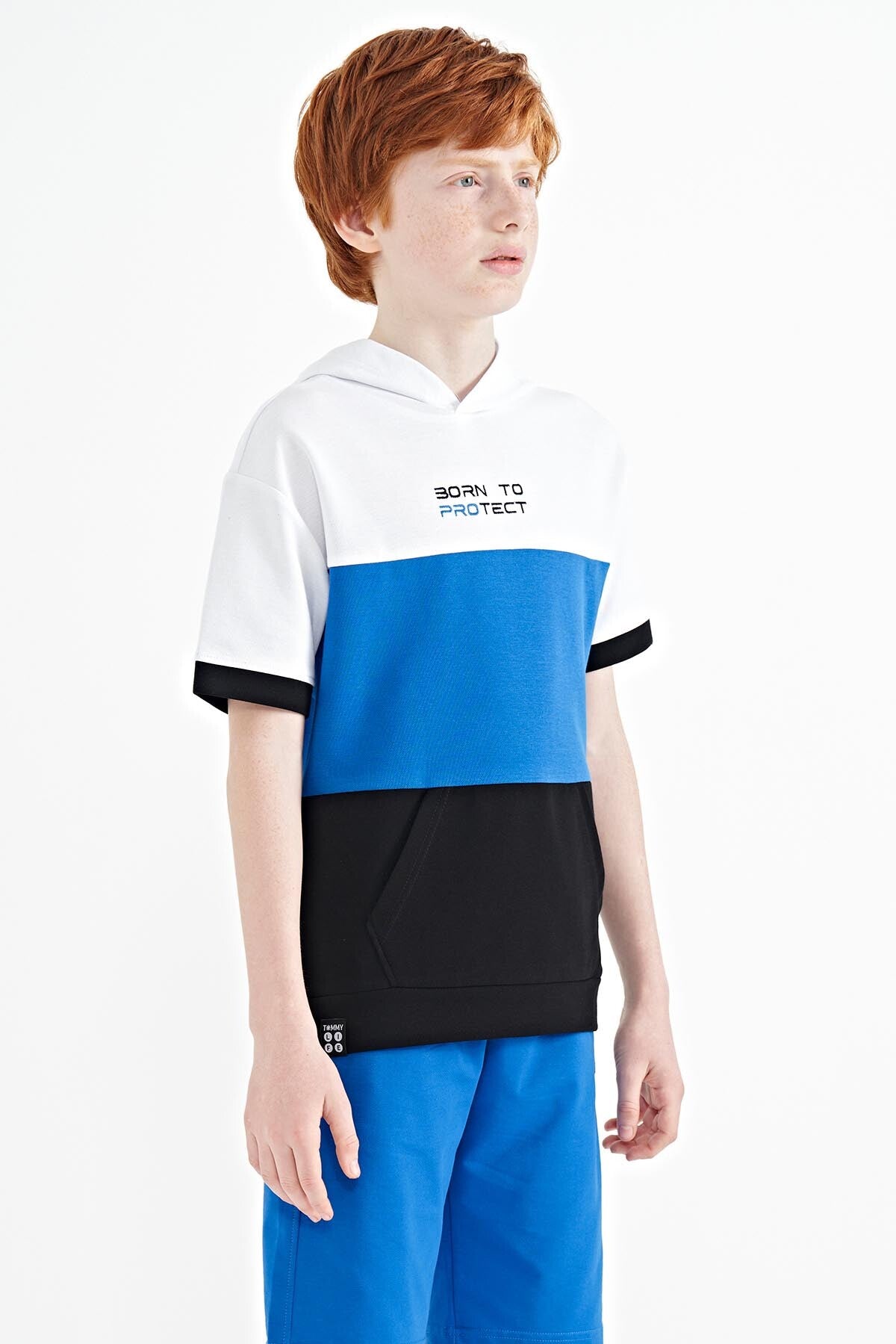Black Color Block Kangaroo Pocket Hooded Oversize Boys T-Shirt - 11150