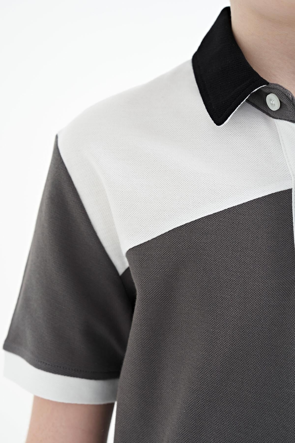 Black Color Block Embroidered Detailed Standard Pattern Polo Collar Boys T-Shirt - 11088