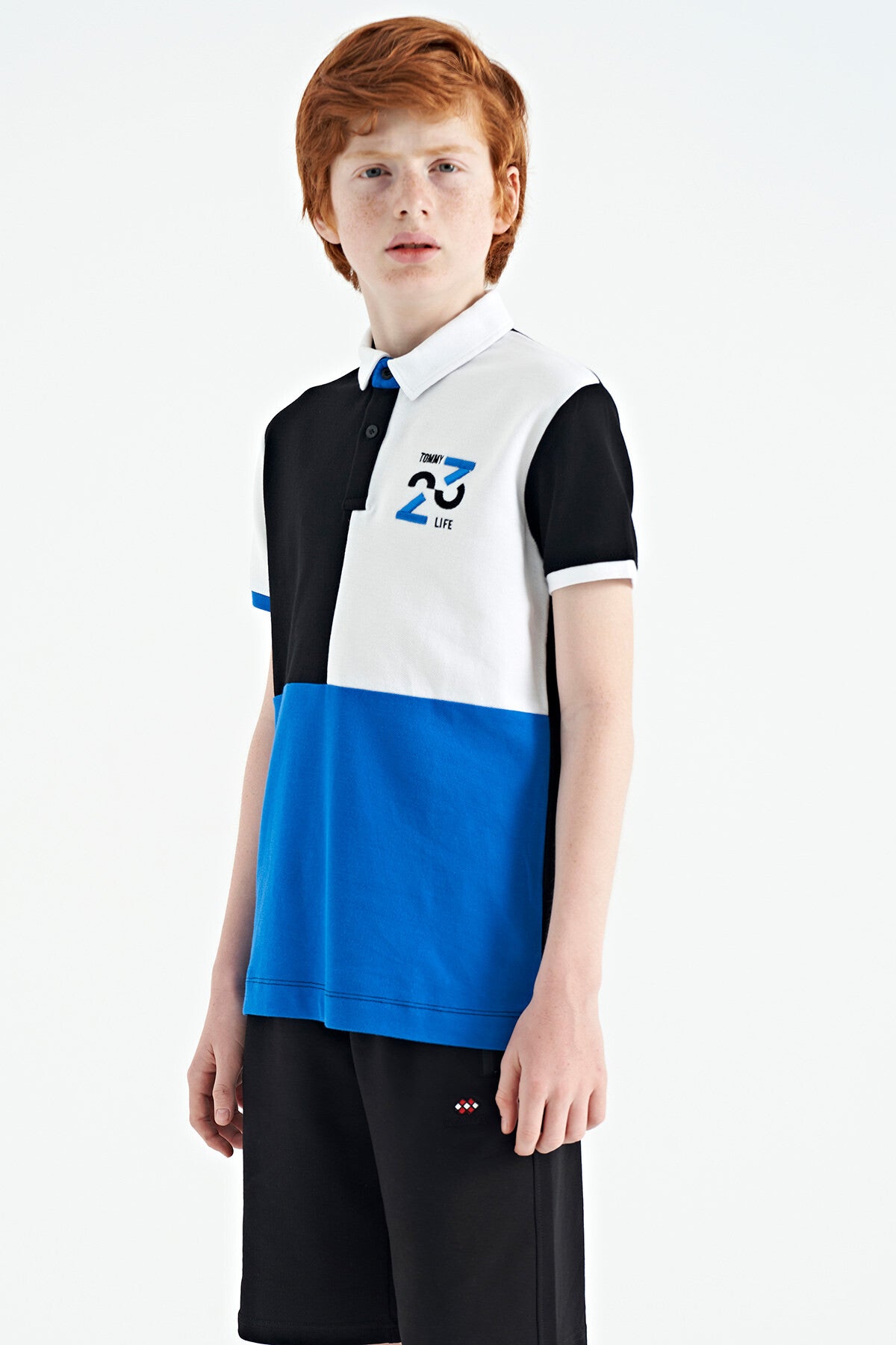 Black Color Block Embroidered Detailed Standard Pattern Polo Collar Boys T-Shirt - 11108