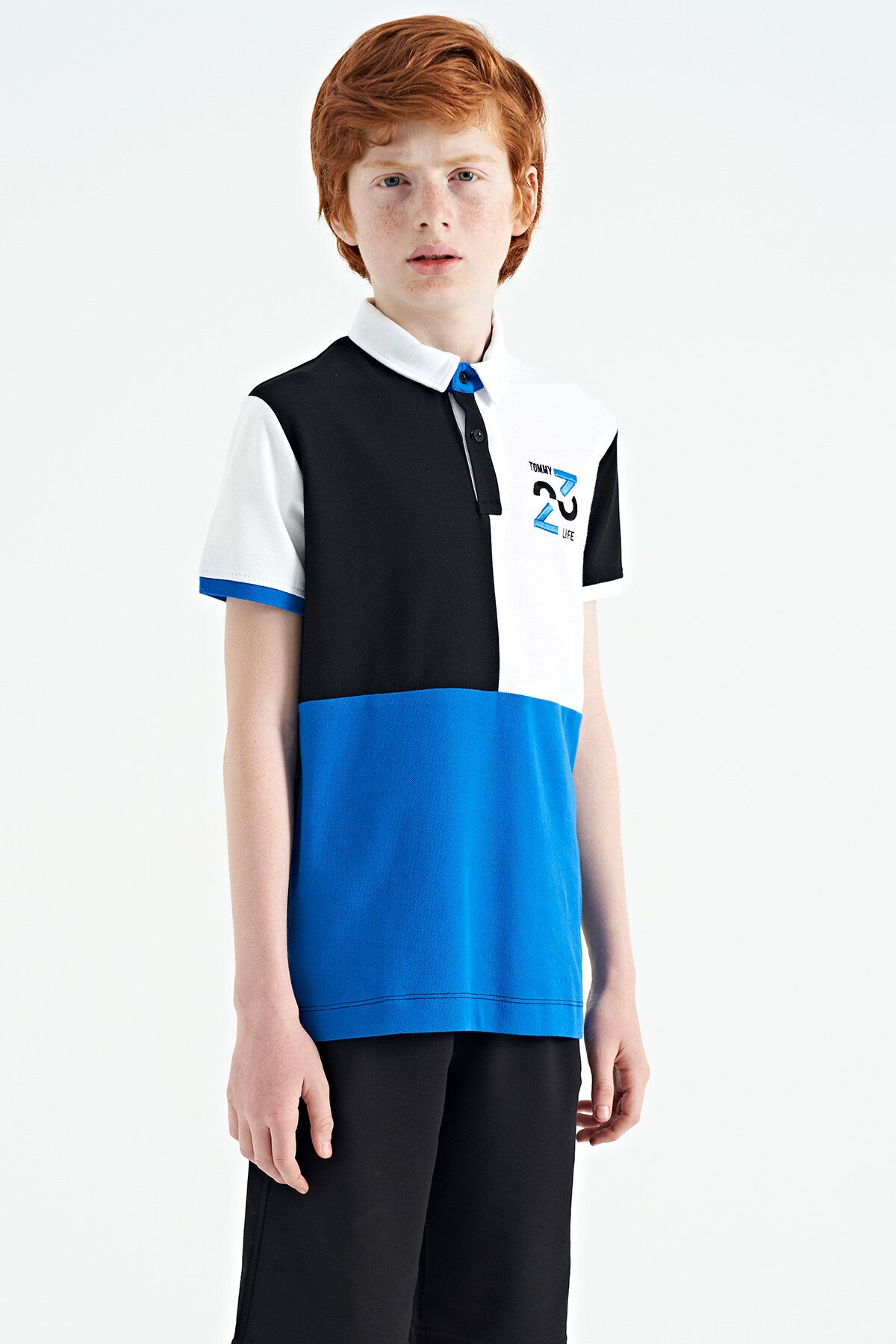 Black Color Block Embroidered Detailed Standard Pattern Polo Collar Boys T-Shirt - 11108