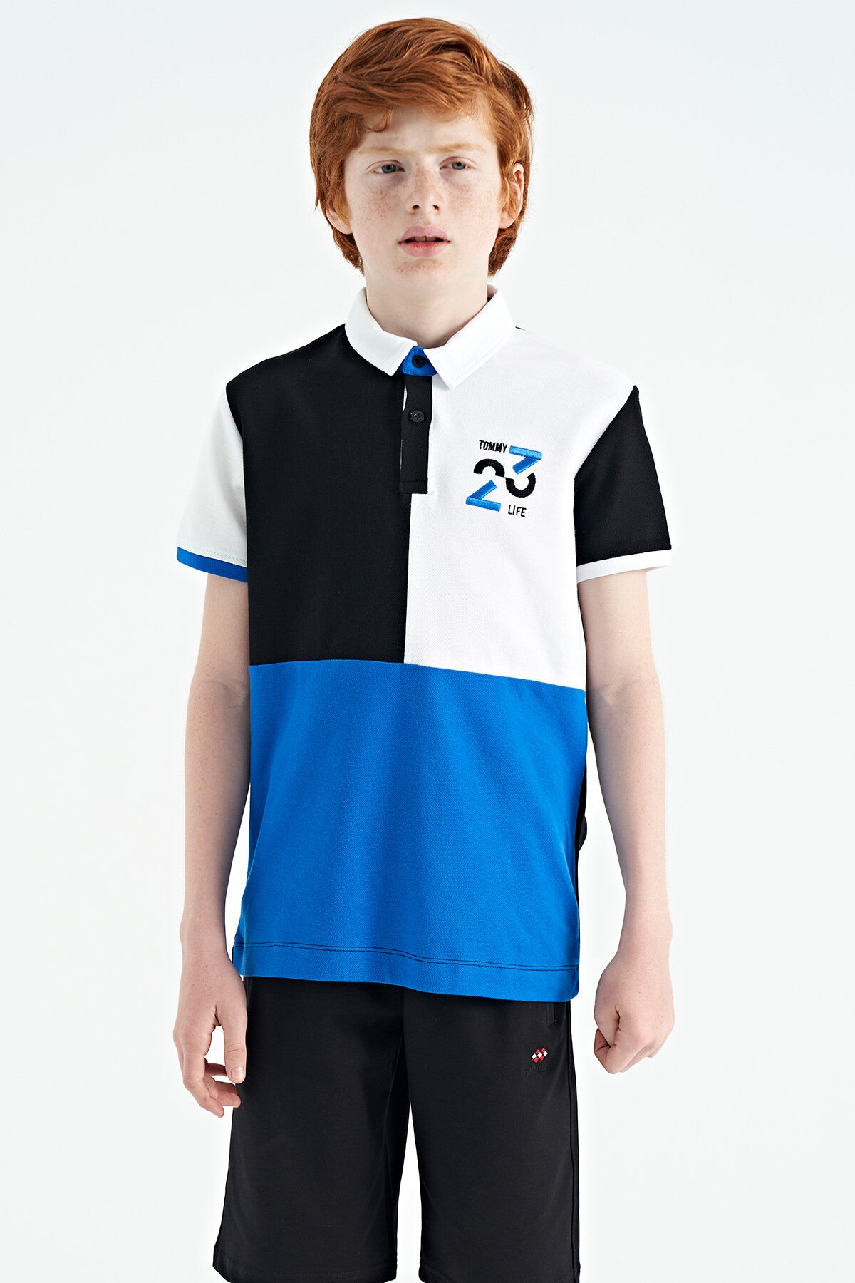 Black Color Block Embroidered Detailed Standard Pattern Polo Collar Boys T-Shirt - 11108
