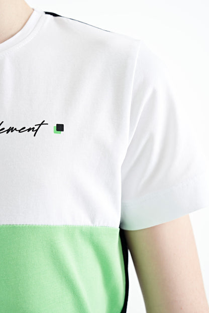 Black Color Block O Collar Print Detailed Standard Fit Boys T-Shirt - 11135