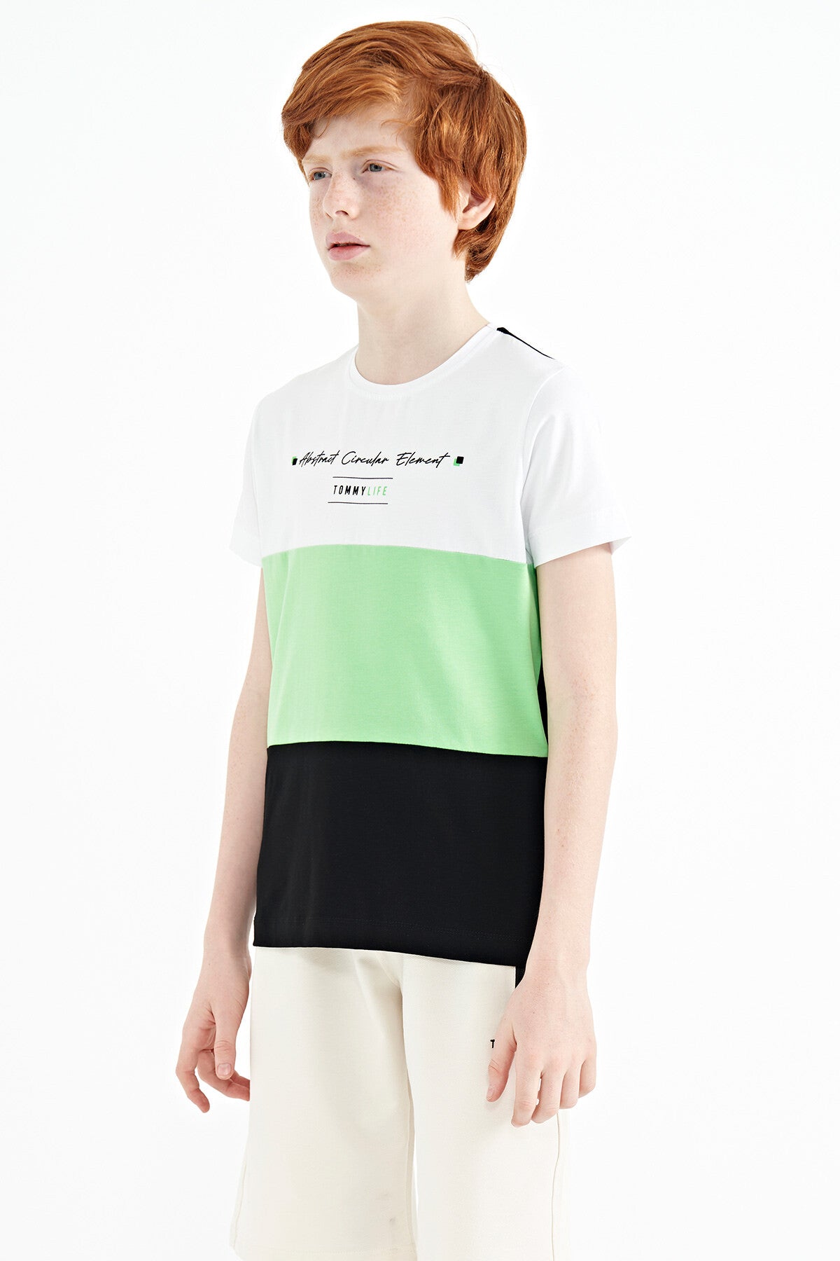 Black Color Block O Collar Print Detailed Standard Fit Boys T-Shirt - 11135
