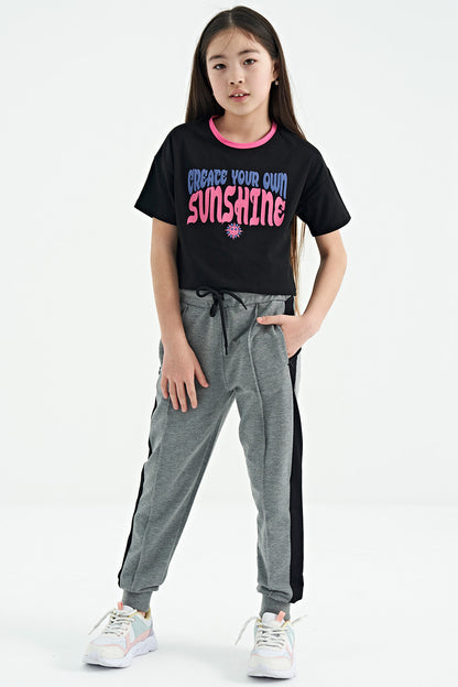 Black Color Print O Collar Oversize Short Sleeve Girl's T-Shirt - 75111
