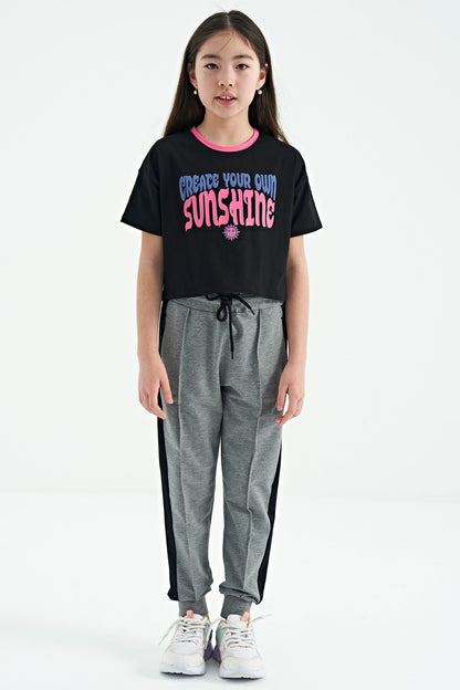 Black Color Print O Collar Oversize Short Sleeve Girl's T-Shirt - 75111