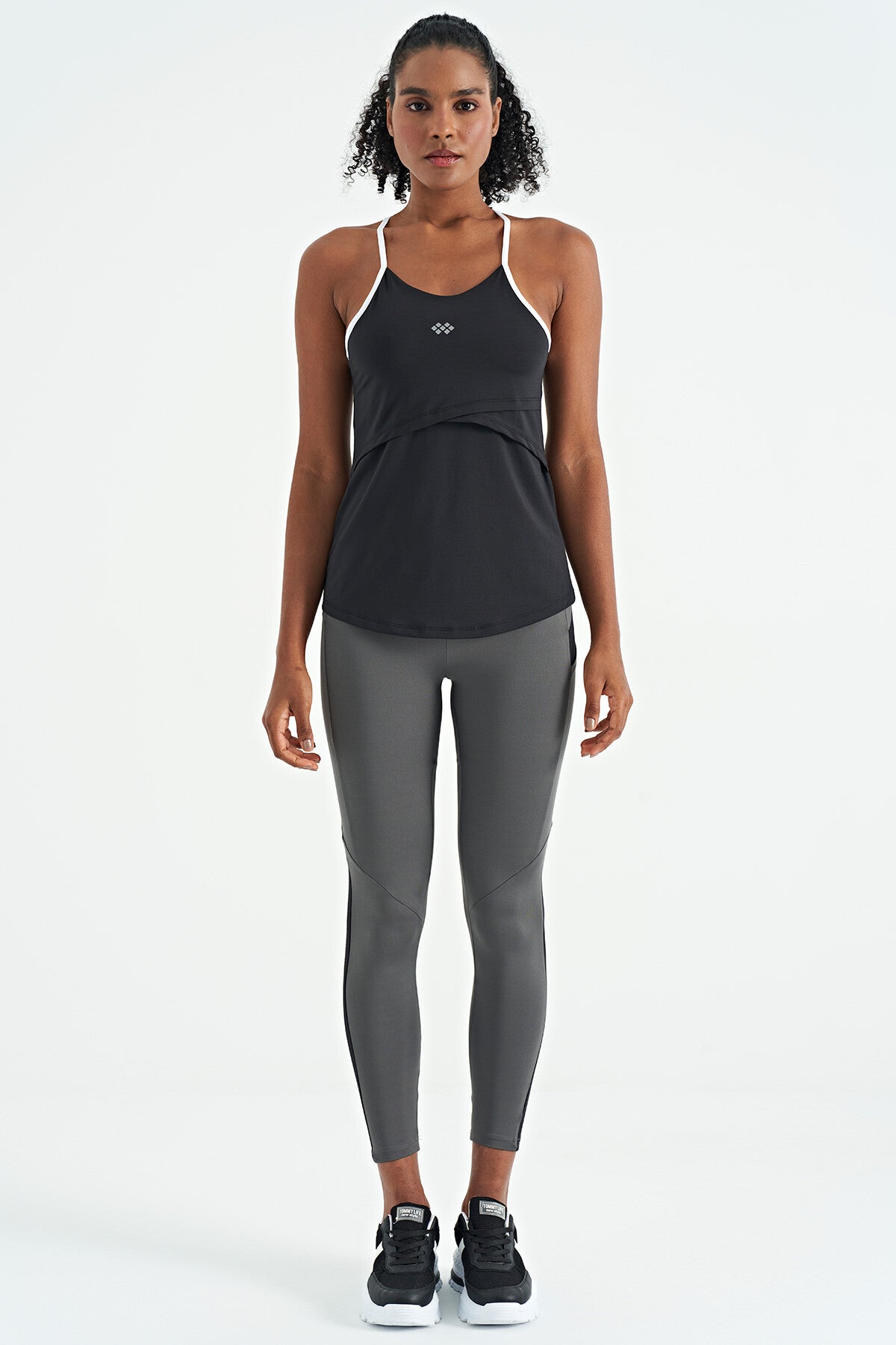 Black Back Cross Strap Detailed Standard Fit Women's Sports Singlet - 97261
