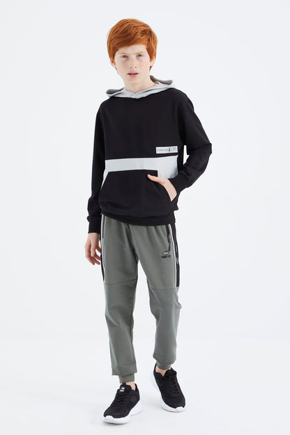 Black Standard Mold Boys' Sweatshirt - 11179