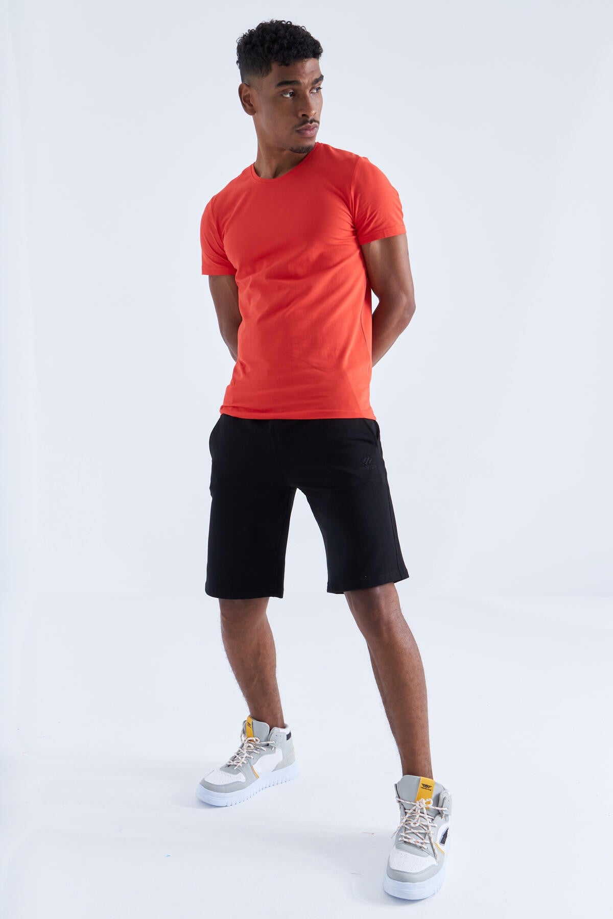 Black Single Zipper Pocket Detailed Laced Standard Fit Men's Shorts - 81202