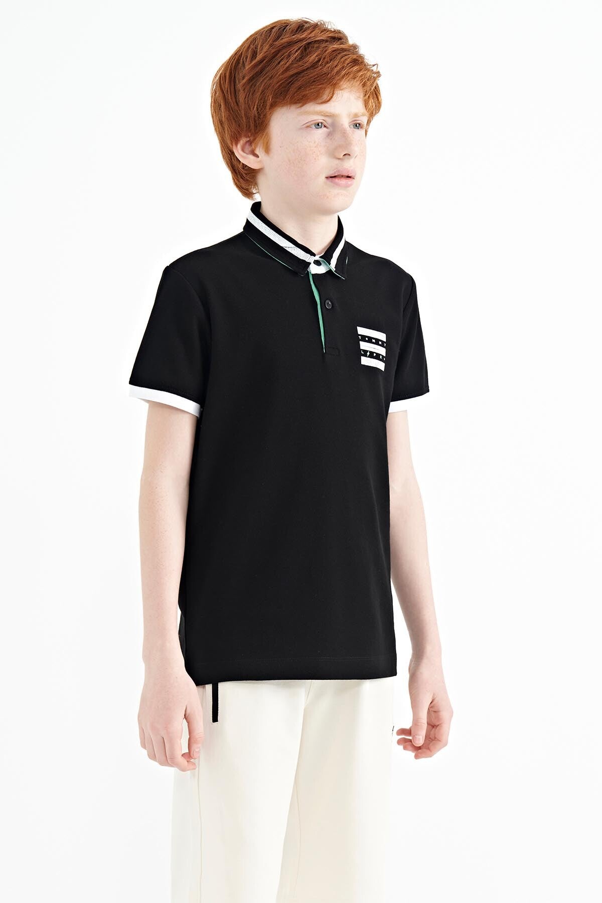 Black Collar Color Block Print Detailed Standard Cut Boys T-Shirt - 11111