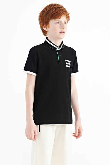 Black Collar Color Block Print Detailed Standard Cut Boys T-Shirt - 11111