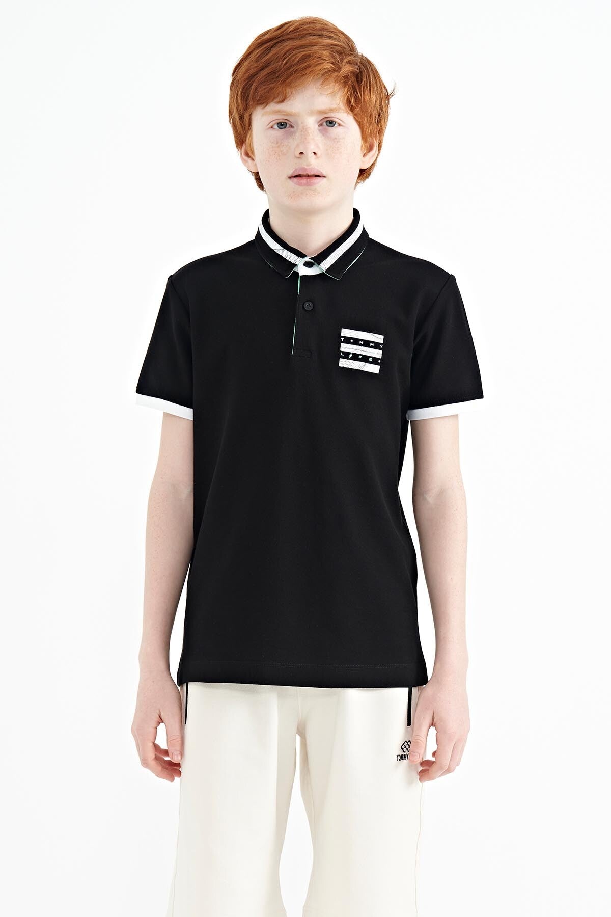 Black Collar Color Block Print Detailed Standard Cut Boys T-Shirt - 11111