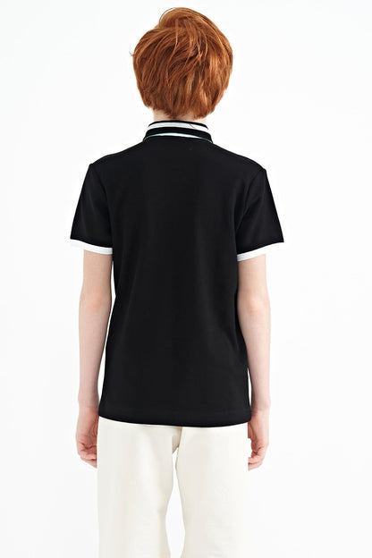 Black Collar Color Block Print Detailed Standard Cut Boys T-Shirt - 11111