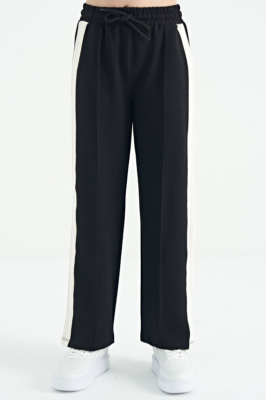 Black Side Striped Detailed Laced Relax Fit Wide Leg Girls' Tracksuit Bottom - 75119