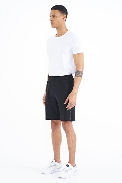 Alfred Black Standard Fit Men's Shorts - 81244