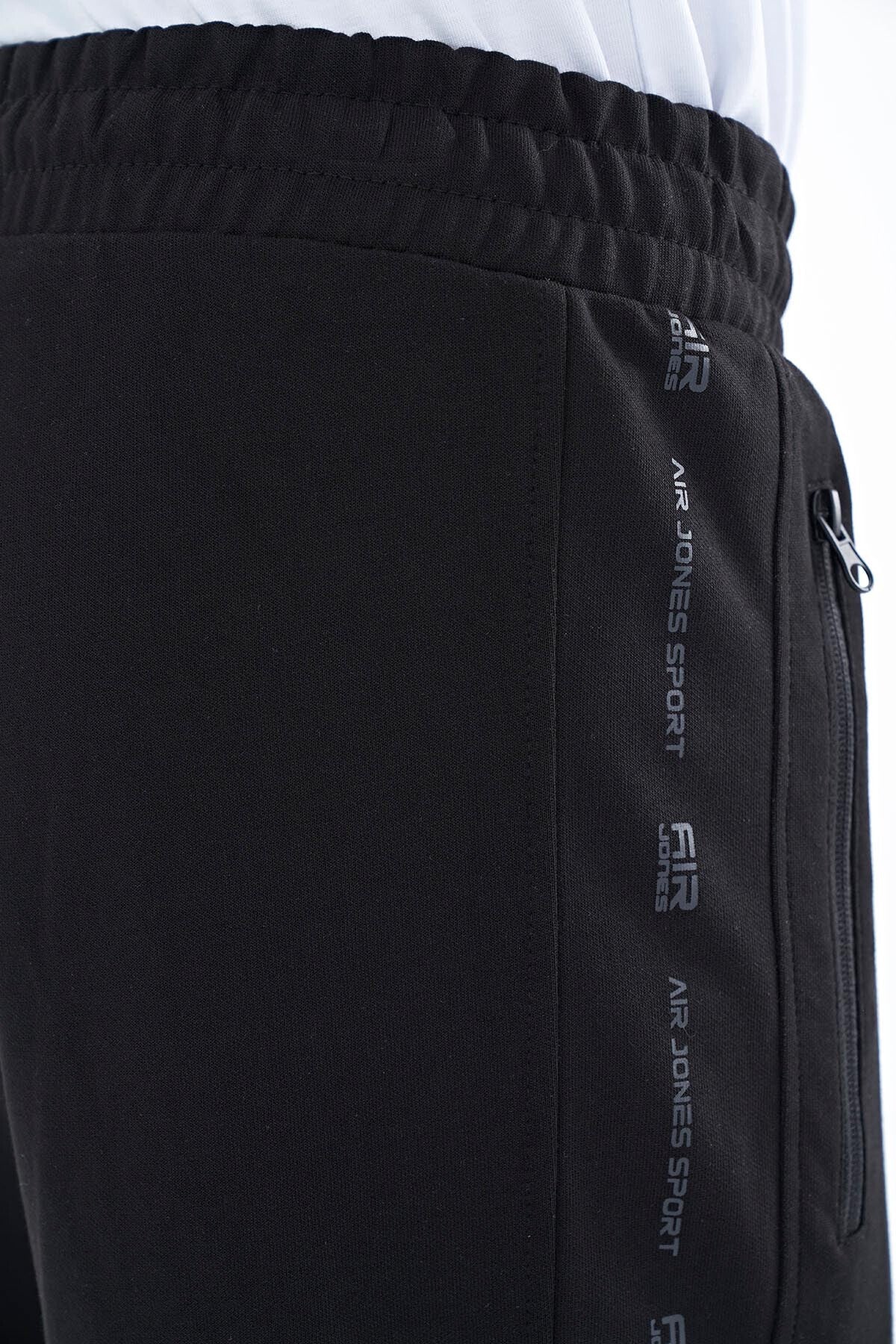 Alfred Black Standard Fit Men's Shorts - 81244
