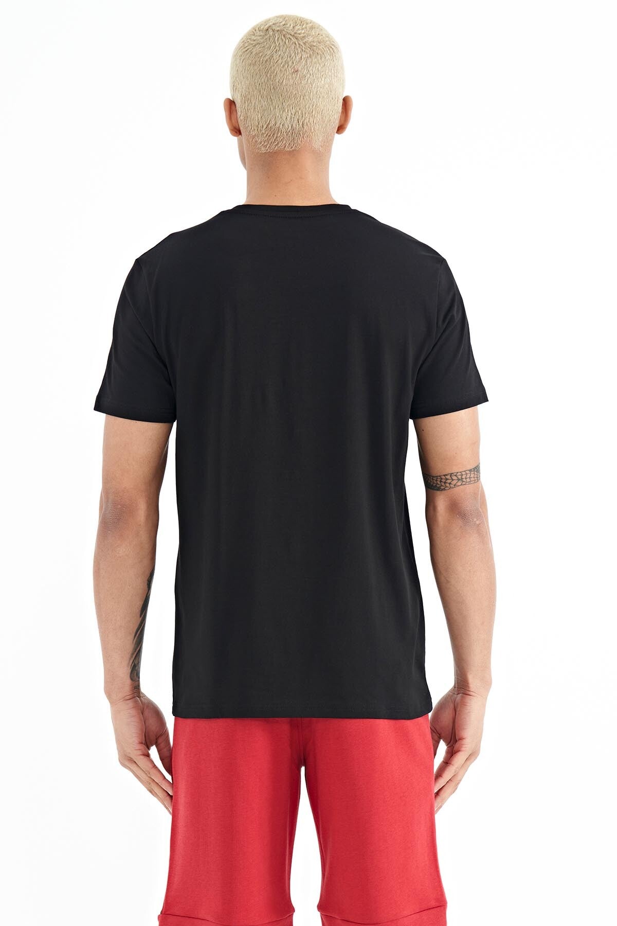 Otis Black Standard Mold Men's T-Shirt - 88228